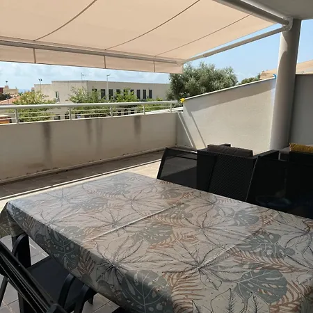 Apartment Con 2 Y Garaje